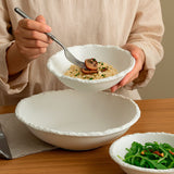 Bowl de Cerâmica com Borda Rústica e Design Orgânico Bowl de Cerâmica com Borda Rústica e Design Orgânico Doca