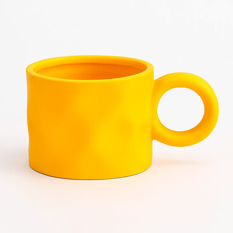 Caneca de Cerâmica com Design Orgânico e Alça Circular Caneca de Cerâmica com Design Orgânico e Alça Circular Doca Amarelo