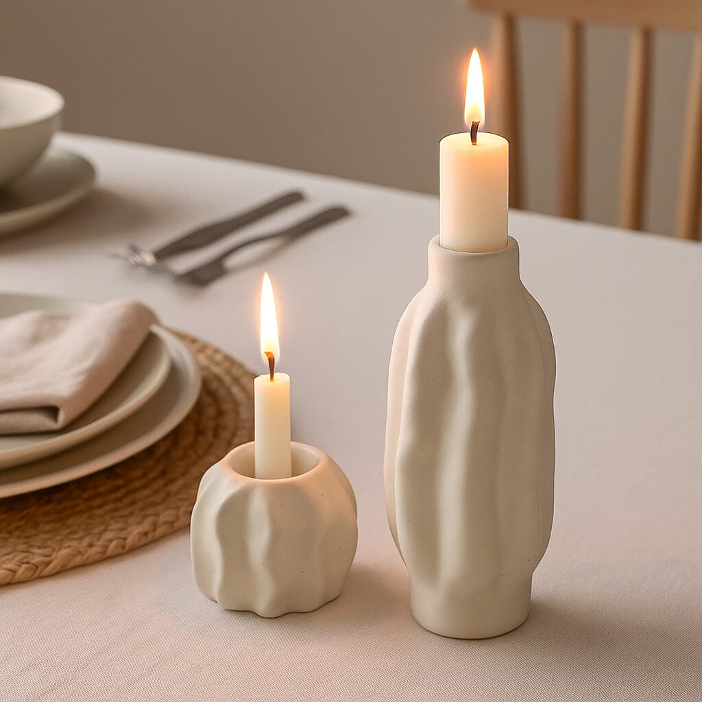 Castiçais de Cerâmica com Textura Orgânica Castiçais de Cerâmica com Textura Orgânica Doca