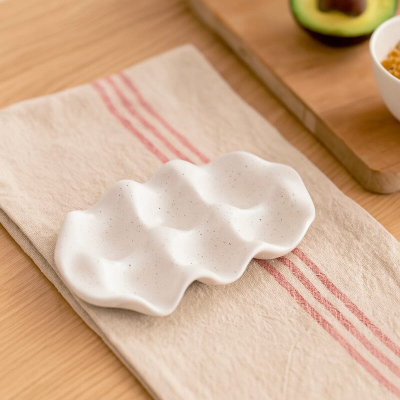 Porta Ovos de Cerâmica com Design Orgânico Porta Ovos de Cerâmica com Design Orgânico Doca