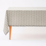 Toalha de Mesa Retangular com Borlas em Algodão Toalha de Mesa Retangular com Borlas em Algodão Doca Cinza 90x150cm