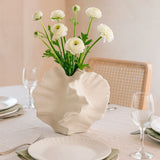 Vaso de Cerâmica Esculpido com Design Ondas Vaso de Cerâmica Esculpido com Design Ondas Doca