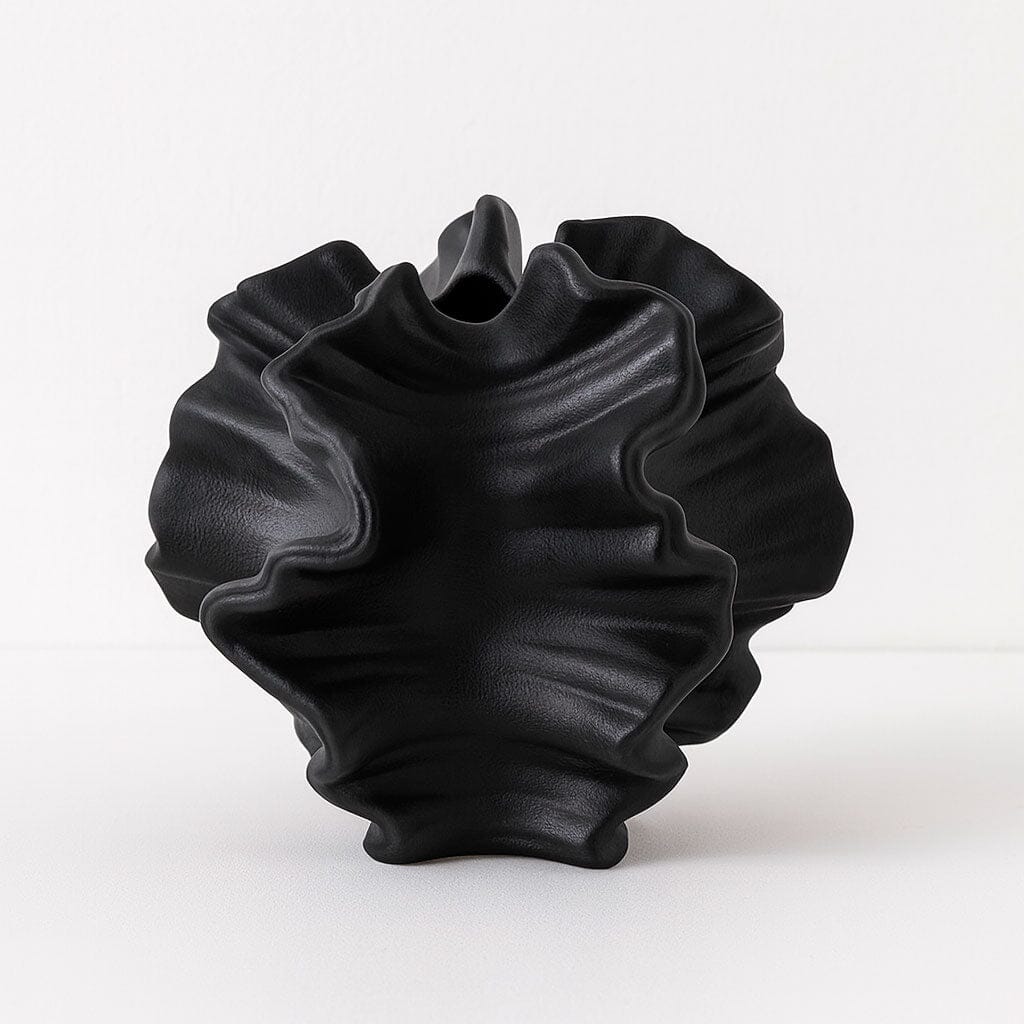 Vaso de Cerâmica Esculpido com Design Ondas Vaso de Cerâmica Esculpido com Design Ondas Doca Preto