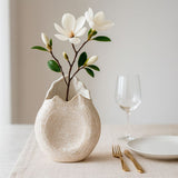 Vaso de Cerâmica Esculpido para Centro de Mesa Vaso de Cerâmica Esculpido para Centro de Mesa Doca