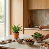 Tigela de Cerâmica Pintada à Mão Redonda para Servir Tigela de Cerâmica Pintada à Mão Redonda para Servir Doca 