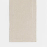 Caminho de Mesa de Linho Minimalista com Detalhe Vazado Caminho de Mesa de Linho Minimalista com Detalhe Vazado Doca Bege 32x180cm 