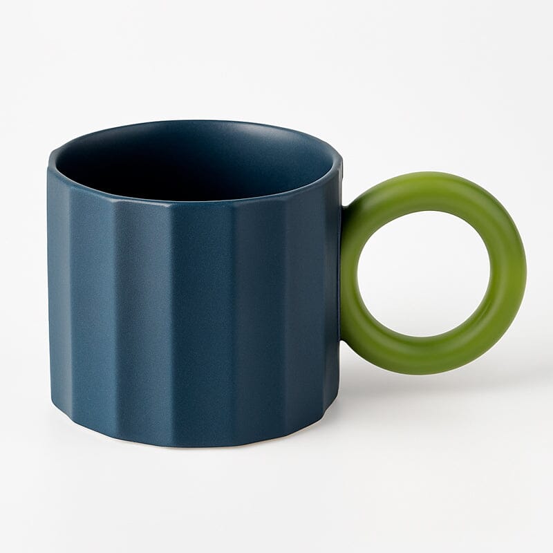 Caneca de Cerâmica Estilo Nórdico com Alça Circular 250ml Caneca de Cerâmica Estilo Nórdico com Alça Circular 250ml Doca Azul 