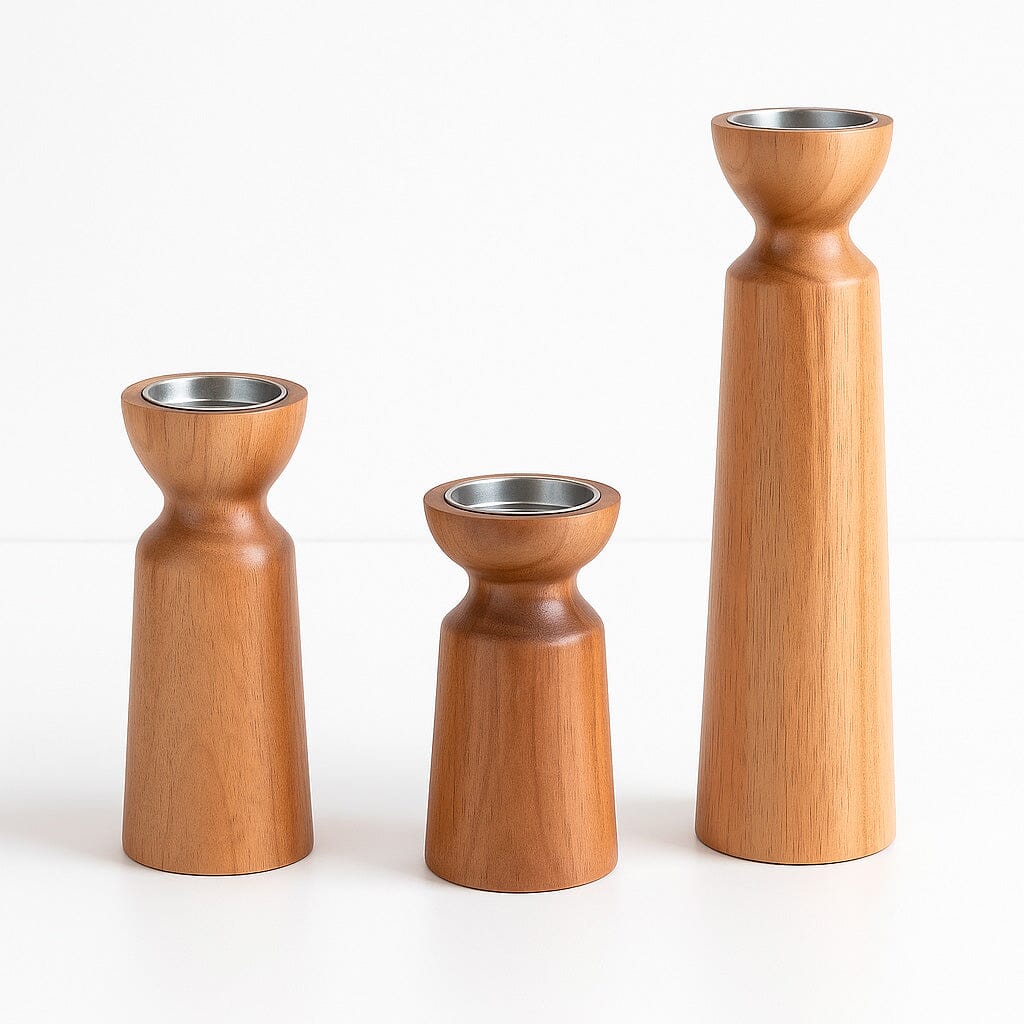 Castiçais de Madeira para Velas Conjunto com 3 Tamanhos Castiçais de Madeira para Velas Conjunto com 3 Tamanhos Doca Kit com 3 peças 