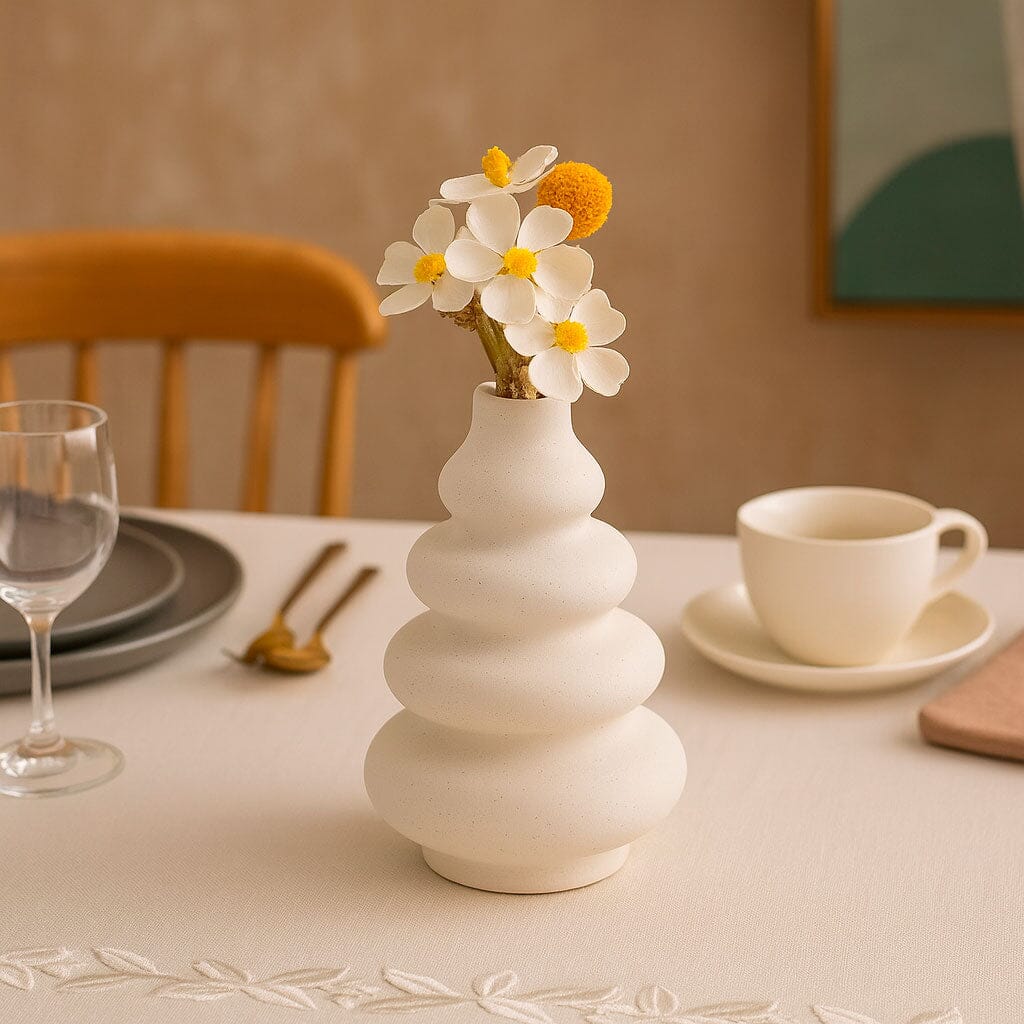 Conjunto de Vasos Decorativos de Cerâmica Branca para Mesa Conjunto de Vasos Decorativos de Cerâmica Branca para Mesa Doca 