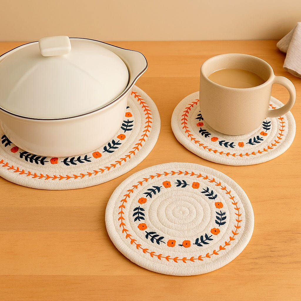 Descanso de Panela de Algodão com Estampa Floral Nórdica 4 Peças Descanso de Panela de Algodão com Estampa Floral Nórdica 4 Peças Doca 