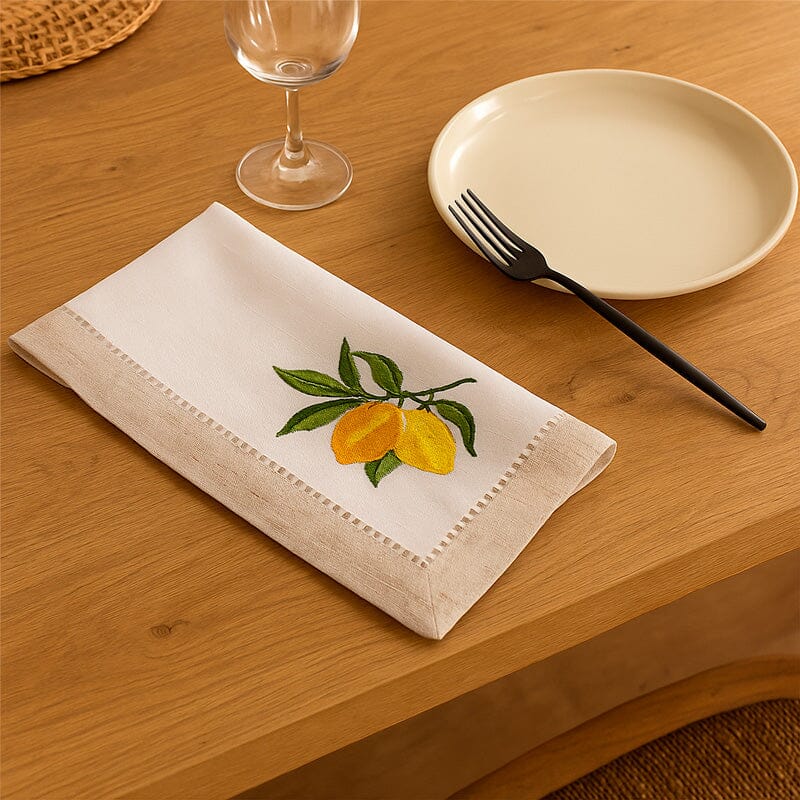 Guardanapo Decorativo com Bordado de Limões 42x42cm Guardanapo Decorativo com Bordado de Limões 42x42cm Doca 