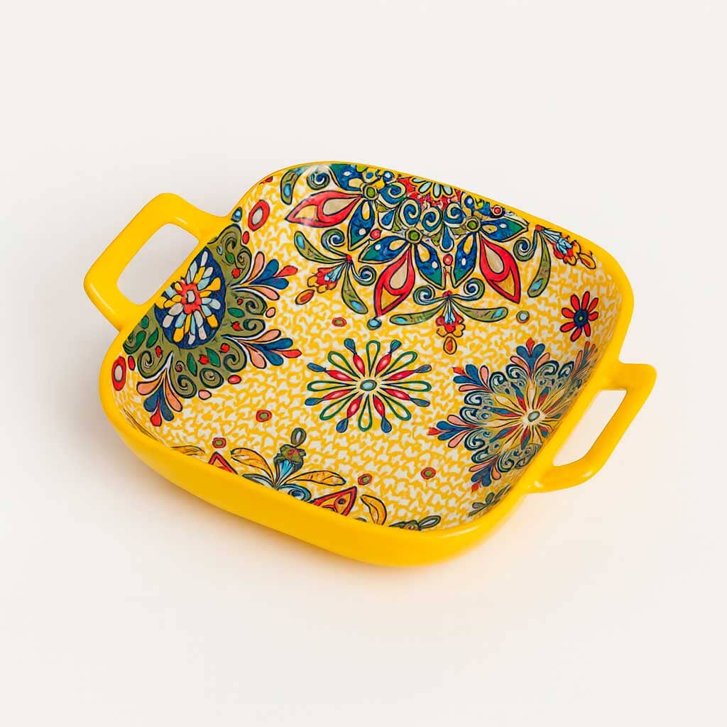 Travessa de Cerâmica Decorada com Alças Travessa de Cerâmica Decorada com Alças Doca Amarelo 23cm x 18cm 