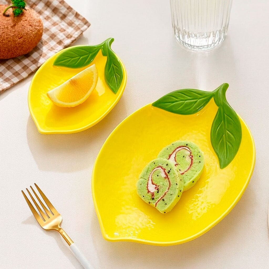 Travessa de Cerâmica em Formato de Limão com Folhas Decorativas Travessa de Cerâmica em Formato de Limão com Folhas Decorativas Doca 